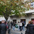 (Foto): Nastavljena blokada Pete beogradske gimnazije: Ispred šatori i redari, vrata otvorena