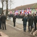 Građani koji su dočekali Vučića i Pelegrinija kažu da su iz Bačkog Petrovca - lokalni novinari ih ne prepoznaju