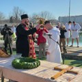 Andrija Petković prvi doplivao do Časnog krsta na Bogojavljanje