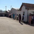 Nastavljaju se protesti zdravstvenih i prosvetnih radnika u Gračanici