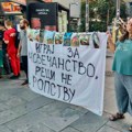 ZSF na Ekspo karavanu razvio transparent „Igraj za čovečanstvo, reci NE ropstvu“