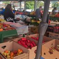 Vranjanci ne mogu bez ovog začina, stavljaju ga čak i u paradajz za zimnicu! Domaćica Lela otkrila tajni trik, a evo koliko…