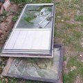 Tužna scena u potočarima Đaci osnovne škole oskrnavili pravoslavno groblje (foto)