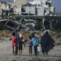 U izraelskom bombardovanju centralne Gaze ubijeno najmanje 50 osoba