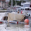 Potpuni haos u Splitu: Veliki brodovi nekontrolisano plutaju morem, ulice poplavljene, padao i grad FOTO, VIDEO
