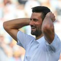 "Tara pita da li može da ide kod sabalenke kući..." Đoković otkrio kako se njegova deca provode na Vimbldonu: Stefan obožava…