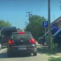 Žandarmerija stigla u Bački Petrovac uoči otvaranja izložbe fotografija protesta