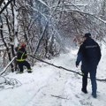 Vanredna situacija u 11 opština – bez struje nekoliko hiljada domaćinstava, radi se na stabilizaciji snabdevanja