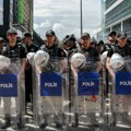Sukobi u sedištu najveće turske opozicione partije, intervenisala policija, bačen suzavac