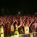 I grane se njišu uz reggae