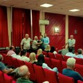 Verbalni sukob na sednici Skupštine Kuršumlije zamalo prerastao u fizički obračun, naprednjaci napali opozicionog odbornika