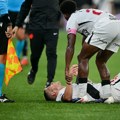Jezivo: Bruno Duarte se srušio na terenu! VIDEO
