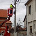 Bez struje 16 naseljenih mesta: Radovi na mreži u okolini Leskovca