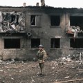 U Harkovu odjekivale eksplozije; Zelenski: Ukrajinske snage odbile ruski juriš na Časov Jar