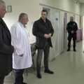 Božićna radost na pedijatriji, policija iznenadila mališane