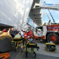 Nadstrešnica pala, prihodi i profiti rastu