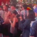 Prvi sukob na Svetskom prvenstvu: Haos u Njujorku, navijači u klinču VIDEO
