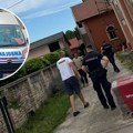 Majstor (50) pao sa krova crkve, zatečen bez svesti: Užas kod Beograda, muškarac hitno prevezen u bolnicu