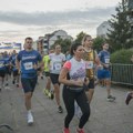 Više od hiljadu trkača iz Srbije i sveta trčalo za retke: Održan prvi humanitarni noćni polumaraton "Sirmijum 21/7"