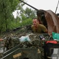 Rusija i Ukrajina: Putin pohvalio vojsku jer je „sprečila građanski rat“, Vagner mora da preda teško naoružanje