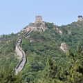 Pogled sa Velikog zida na savremenu Kinu - cilj je postavljen odavno, u konfučijanskom principu harmonije
