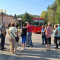 Stanovnici Gadžinog Hana protestovali zbog ukidanja autobuskih linija