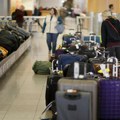 Američke aviokompanije zarađuju milijarde na prtljagu! Putnici plaćaju, a usluga se sve više smanjuje