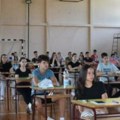 Počeo završni ispit: Danas test iz srpskog jezika