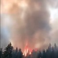 Požar iz Crne Gore prešao u Srbiju: Užasni snimci kod Prijepolja, vatrogasci se bore sa vatrom satima (Video)