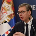 Odmah na početku pres konferencije Vučiću su zasmetali novinari sa „Šolakovih televizija“