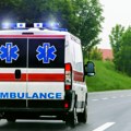 Ужас код Карловца! Баба (76) улетела у контра смер и изазвала ланчани судар, људи завршили у болници!