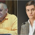 Iz poslaničkog kluba DS ukraden transparent "Studenti pobeđuju": Demokrate optužile Anu Brnabić