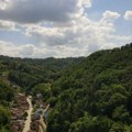 Promenljivo oblačno i nestabilno vreme, temperatura do 27 stepeni
