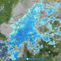 Počelo je: Pogledajte kako kišni oblak "guta" Srbiju iz sata u sat i gde će nevreme biti najžešće