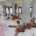 Dete kamionetom udarilo grupu hodočasnika na Tajlandu, osam osoba poginulo