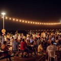 „Pod sjajem zvezda“: Korzo, tamburaši, gudači, DJ-evi, izložbe, market i bioskop za preko deset hiljada posetilaca svih…