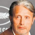 Mads Mikelsen za „Politiku”: Ako ljudi ne poznaju istoriju, sigurno će je ponoviti