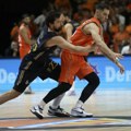 Tvrdo i nervozno u derbiju ACB lige, Baskonija „visi“ za Kup