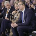 Vučić završio boravak u Davosu: Zamolio sam Ursulu da koliko mogu utiču na Prištinu da ne ukine dinar na KiM