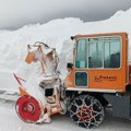 Konačno lepe vesti na Goliji! Probijeni smetovi visoki nekoliko metara, prohodna nakritičnija deonica