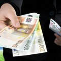 Koliko zarađuju sezonski radnici u Hrvatskoj i Crnoj Gori? Otkrivamo od čega najviše zavisi njihova plata