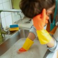 Zaboravite sirće i sodu bikarbonu: Ovo je najbolje prirodno rešenje za odčepljivanje odvoda