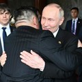 (Foto, video) na rastanku pao zagrljaj: Putin i Kim Džong Un razgovarali 2,5 sata nakon vojne parade u Pekingu: "Rusija nikada…