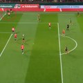 VIDEO Gol koji je teško opisati: Udarac iz neverovatne pozicije, delovalo je gotovo nemoguće