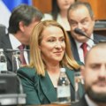 O Kosovu s ljubavlju i punim džepovima: Snežana Paunović bi iz Beograda da "etnički očisti KiM", a ume da naplati i putne…