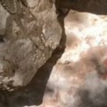 Niko nema pojma kakvo je ovo stvorenje Šetala šumom pa naletela na misterioznu životinju, izbezumila se od šoka! (video)