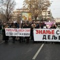 Studenti i građani i danas odali poštu stradalima u nesreći na Železničkoj stanici u Novom Sadu