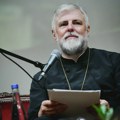 „Mala popravka je iza mene“: Vladika Grigorije izašao iz bolnice