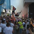 Studenti za Nova.rs o utiscima sa Vidovdanskog protesta u Kraljevu: "Skup je bio zakazan u vreme najveće vrućine,ali narod je…