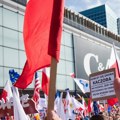 (FOTO) Hiljade građana na protestu u Varšavi, opozicija najavljuje veliku promenu